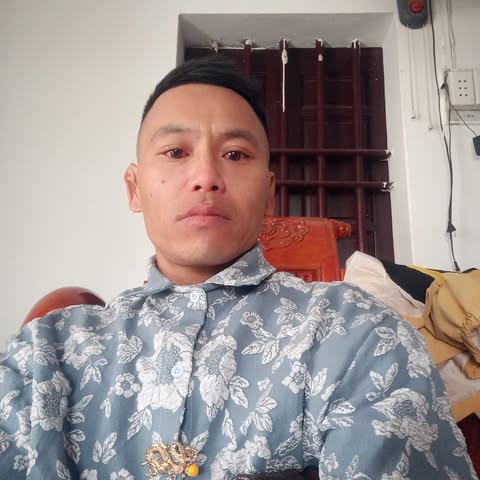 Nam Tổng Tài Nam